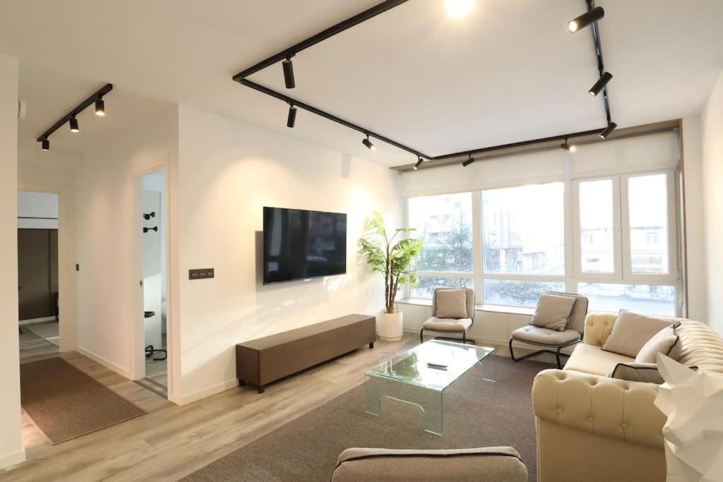 Notel Club - Precioso Loft En El Centro De La Ciudad Santander Esterno foto